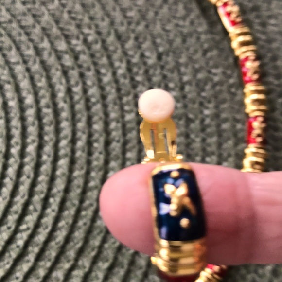 Joan Rivers “Kisses” Red Link Bracelet & Earrings - Picture 8 of 8